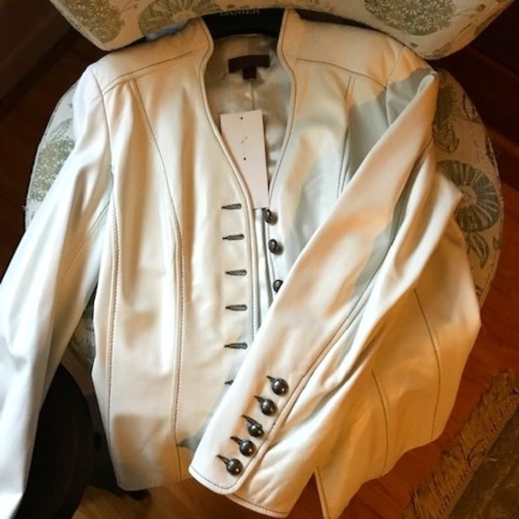 Danier Jackets & Blazers - Danier White Leather Jacket - Size Medium NWT